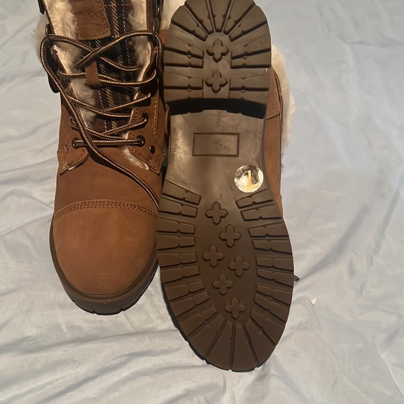 Cloud Nine Sheepskin Peyton Boot Size 7 Women’s - Picture 3 of 4